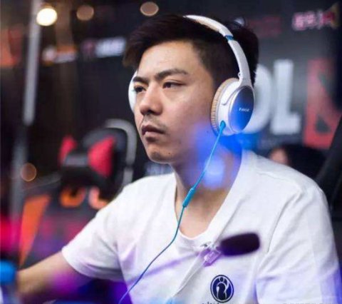 《炉石传说》新版本,究竟好玩在哪?玩家一句话评价很犀利!