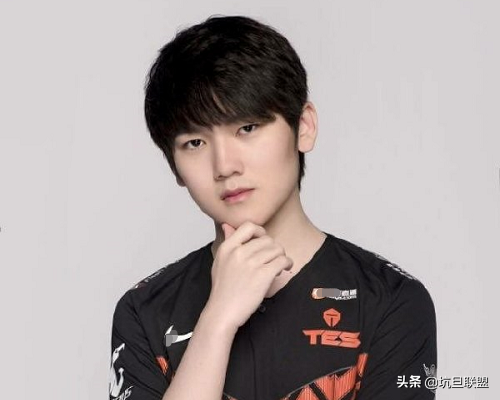 LPL最新积分榜,IG彻底领跑,御三家抱团,能威胁前三的队伍出现