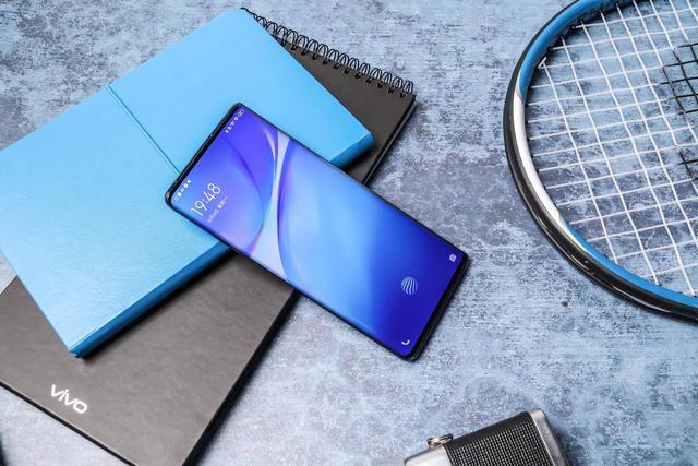 10月份来了，国产最值得选择的4款手机，拍照和性能都是佼佼者