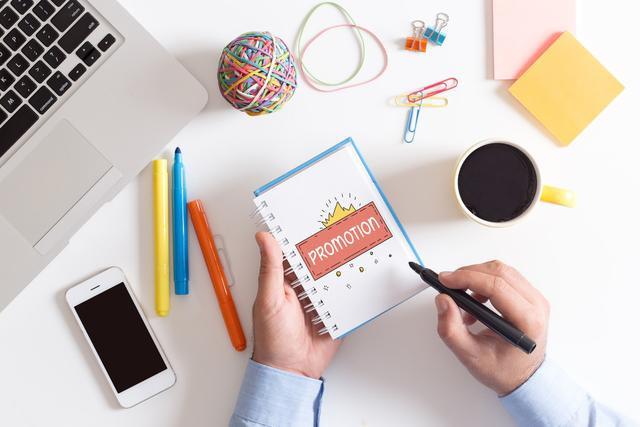 目前网上10个靠谱的赚钱方法~主要还是要行动+汗水+坚持=收获