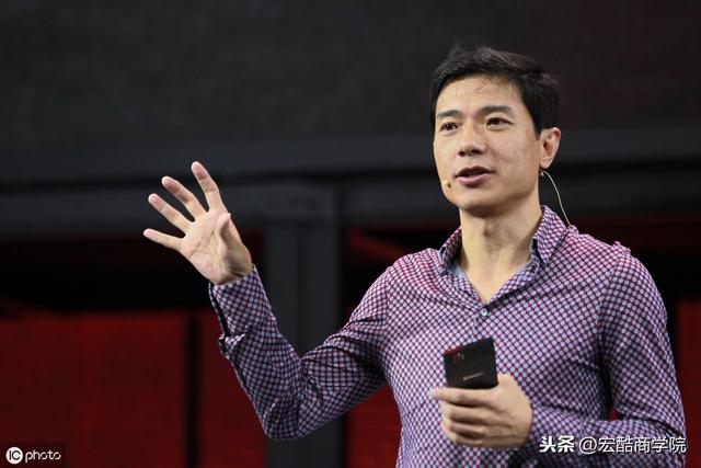 BAT三兄弟渡河，为何只有百度失败了？未来的市场会是谁的？