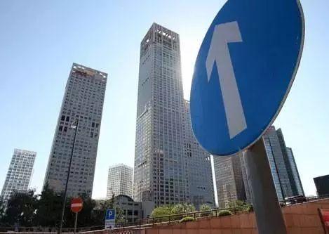 实体生意越来越难做，5年后实体生意还有出路吗？