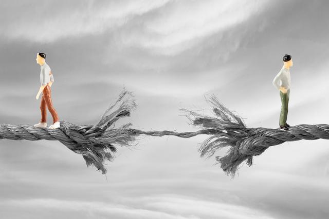 与人相处，在这3件事上越大方，人缘反而越差，很多人还没意识到