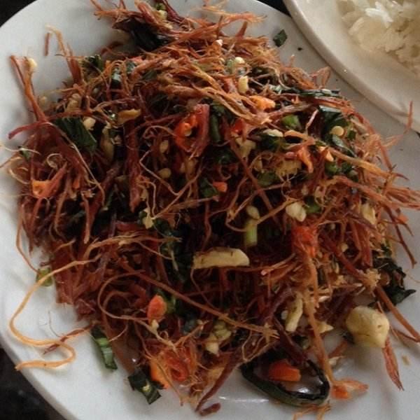 重庆小伙儿6万元开始创业之路，现有上亿元产业链