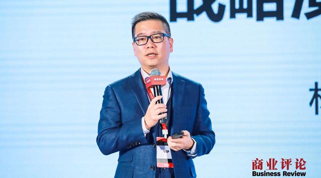 定价从25涨到678元，还能大卖，他究竟做了什么？