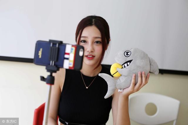 介绍两种开通抖音60秒长视频权限的方法