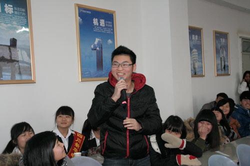 网络营销论坛开讲 感受不一样的上课方式