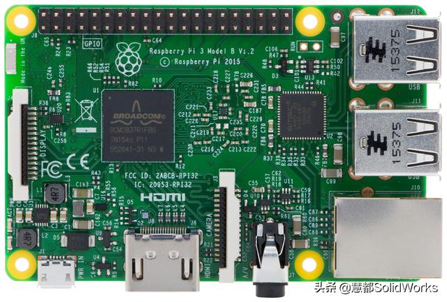 分享一款中国非常火的卡片式电脑模型—Raspberry Pi 3 Model B
