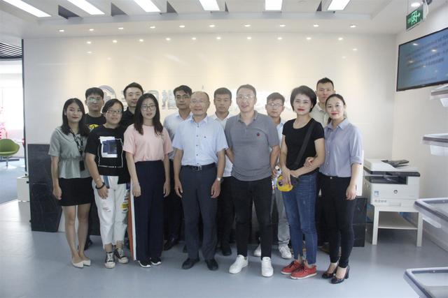 协会组织会员单位走访南京麦火信息科技有限公司