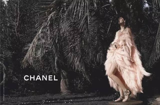 奢侈品文案，把奢侈刻入人心