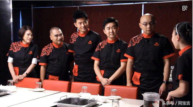 价值百万的海底捞服务员服务流程，送给有需要的你