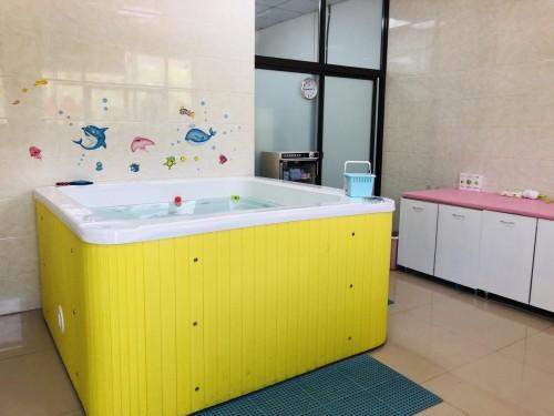 90后宝妈创业加盟哪个行业品牌好？上海优家宝贝母婴加盟店值得加盟吗？