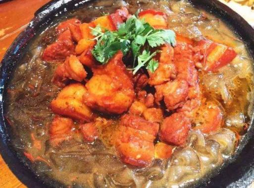 黑猪肉80元一斤，有何特殊之处？不管哪种猪肉，心血管病人都少吃