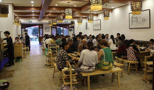 聪明人做生意，这样玩打折！让顾客觉得现在不买就是亏