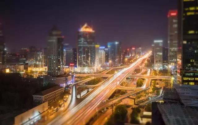 医药市场未来发展的营销策略——晋升高级业务经理答辩论文之一