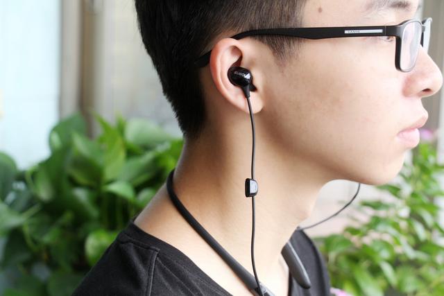 到底什么耳机才配得上你挑剔的耳朵？酷狗电音圈铁耳机上手体验