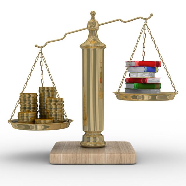 做短视频2个月赚X万：知识付费时代，割韭菜的人有多可恶