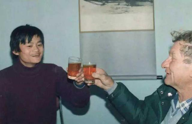 马云创业初期，为何会留下很多影像资料，难道他知道一定会成功？