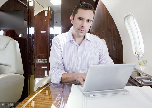 同事，今年30岁，迷茫想创业，我总结了5条建议送给他