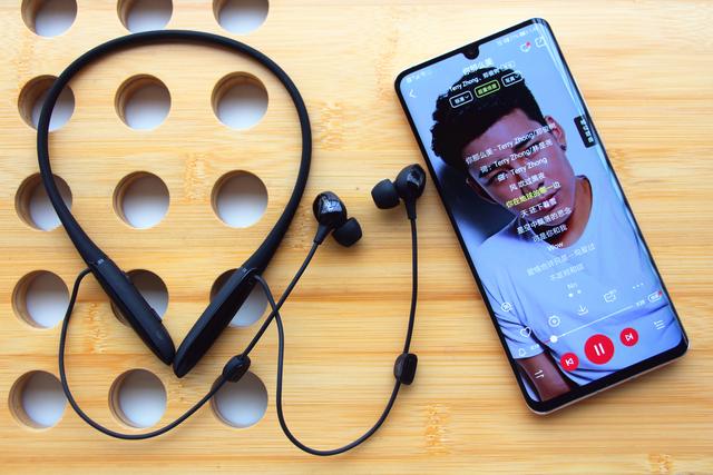 到底什么耳机才配得上你挑剔的耳朵？酷狗电音圈铁耳机上手体验