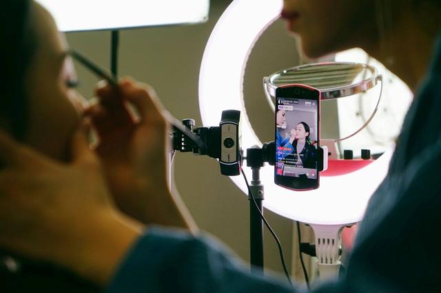 直播带货，新零售的“前哨”