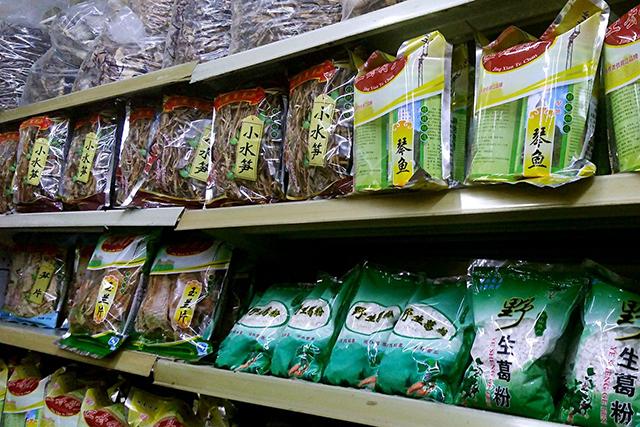 疫情让农村“封村”难回城，这6个项目农民考虑下，在家就能挣钱