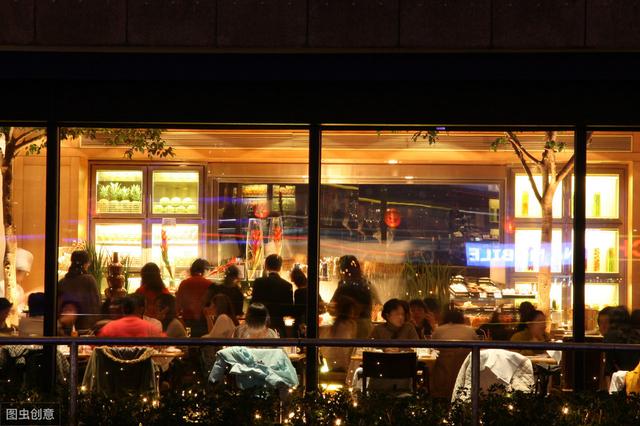 疫情之下，实体店生意一片惨淡，4步教你布局社群，拯救生意