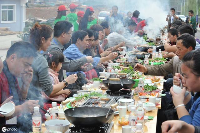 100元如何请10万人吃饭？聪明人这样回答