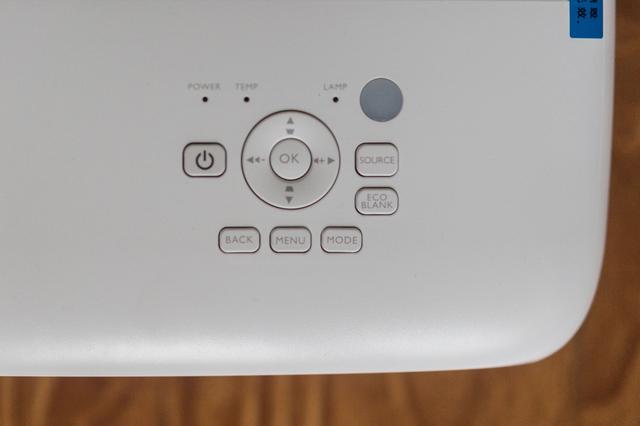 躺在家里体验4K HDR投影？明基TK800M初体验