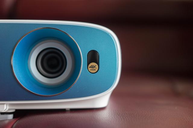 躺在家里体验4K HDR投影？明基TK800M初体验