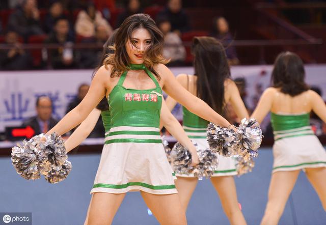 掌握这四个沟通方法，让你成为人见人爱的销售高手！