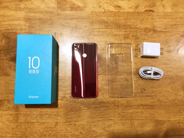 荣耀10青春版上手评测：最潮渐变千元机，性价比再度突破