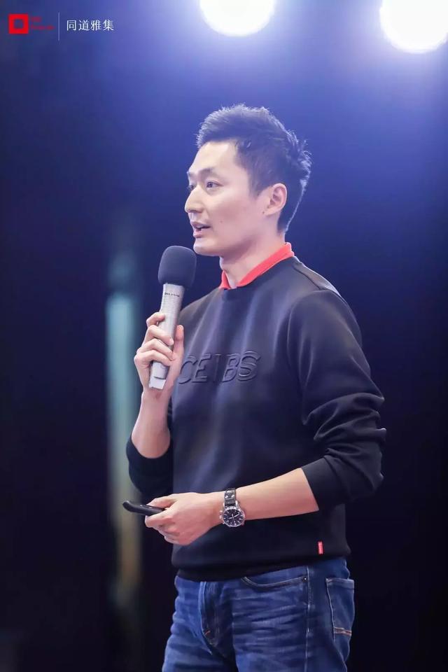 80后海归男卖卫生巾起家，月赚600万，获亿元融资，怎么做到的？