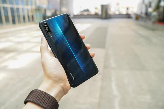 首批8款开售5G手机确认！快来看看，总有一款你喜欢