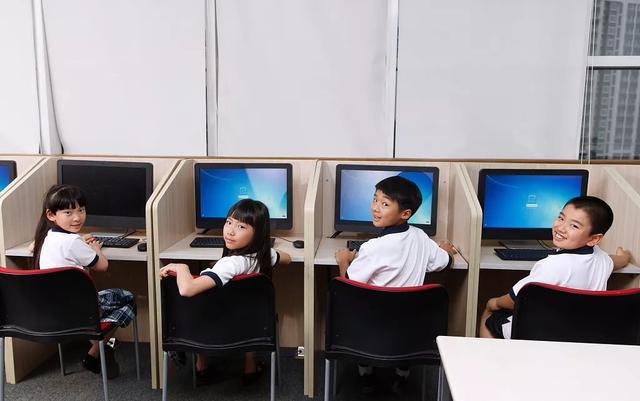 大佬云集的在线少儿英语市场，谁才是那匹冲出重围的黑马？