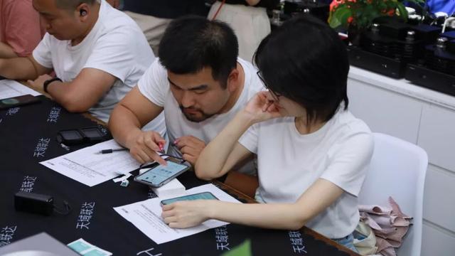 世界顶尖的25款蓝牙耳机评测结果出炉！最适合你的是哪一款？