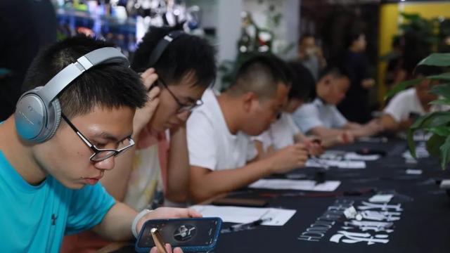 世界顶尖的25款蓝牙耳机评测结果出炉！最适合你的是哪一款？