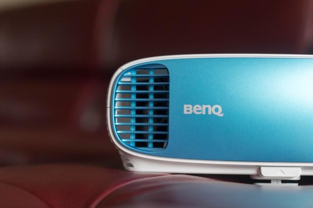 躺在家里体验4K HDR投影？明基TK800M初体验