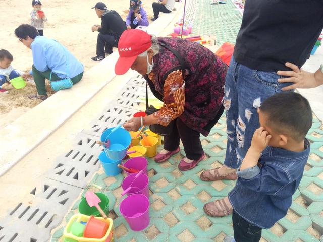 适合老年人赚零花钱的小项目 小投入轻轻松松每天上百元