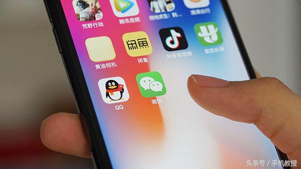 为什么现在年轻人都喜欢用QQ，不喜欢用微信？看完我也想用QQ了