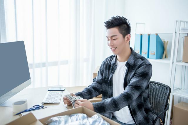 不打工一天损失好几百？农民朋友可考虑在家做这些工作，不少挣钱