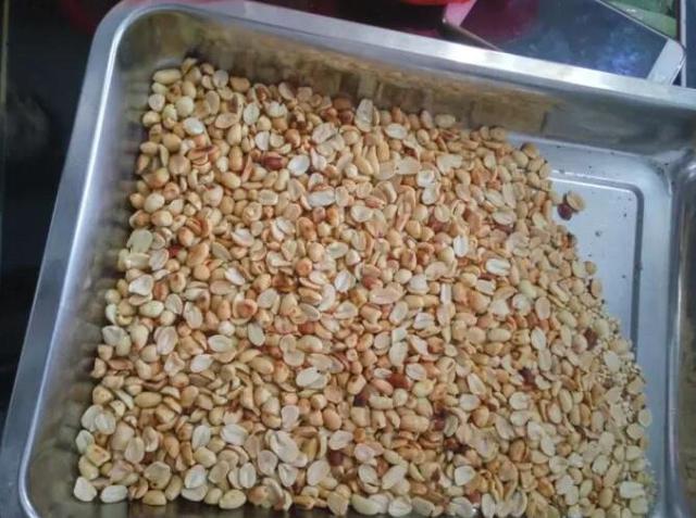 夜市摊最赚钱的4种小吃，做法简单成本低，难怪有人辞职也要摆摊