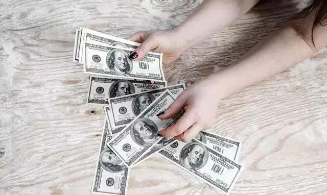 给大家分享15个可以做副业的网赚项目，做的好可月入万元