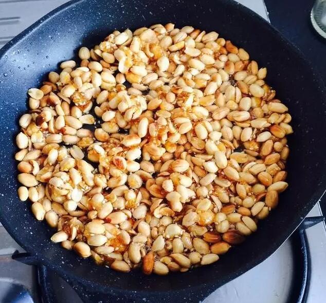 夜市摊最赚钱的4种小吃，做法简单成本低，难怪有人辞职也要摆摊