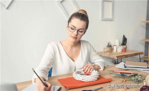 网络写文章赚钱门槛低，只要了解技巧就可以赚钱