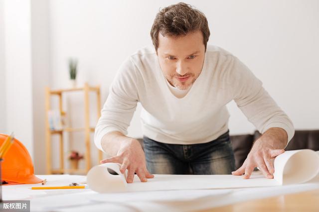 抖音最火英语老师刘晓艳：你总得拼命努力一次，全力以赴后再信命