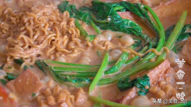 秘制麻辣烫，详细公开底料配方和做法，麻辣过瘾超解馋，香