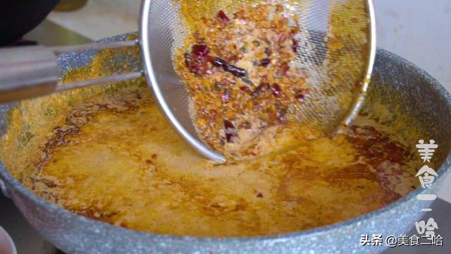 秘制麻辣烫，详细公开底料配方和做法，麻辣过瘾超解馋，香