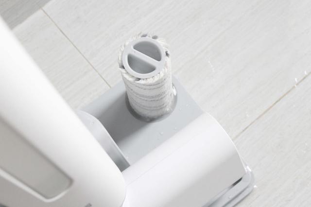 小米众筹又上新品，这款599元电动拖地机，让你轻松拖地不留死角