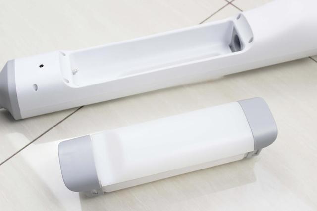 小米众筹又上新品，这款599元电动拖地机，让你轻松拖地不留死角